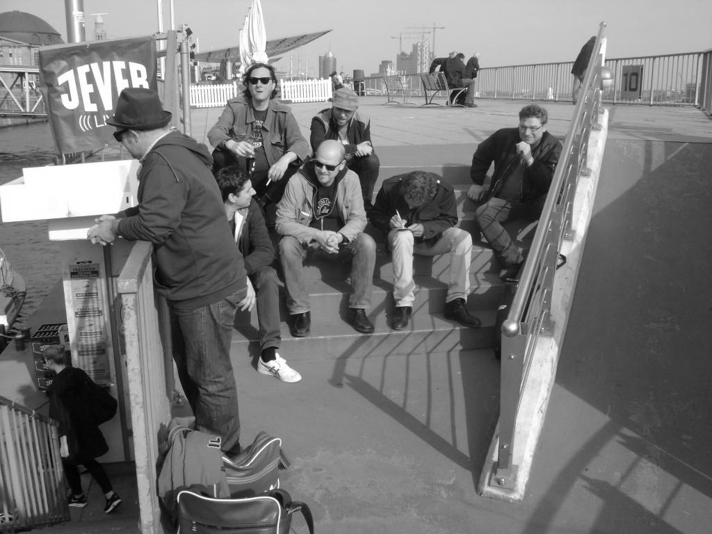 Die Aeronauten on the road