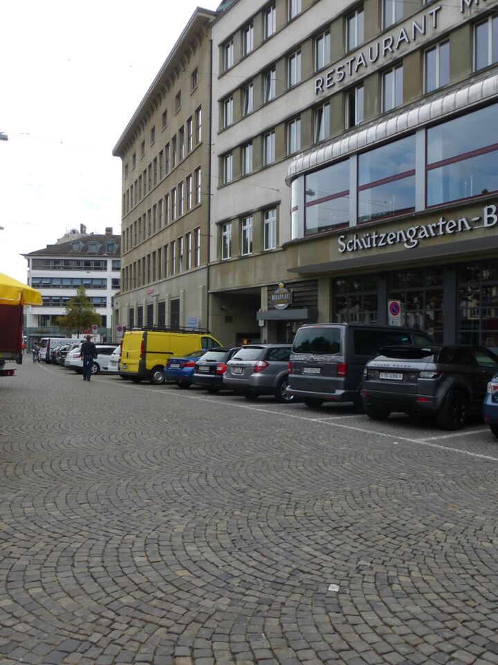 marktplatz parkplatz