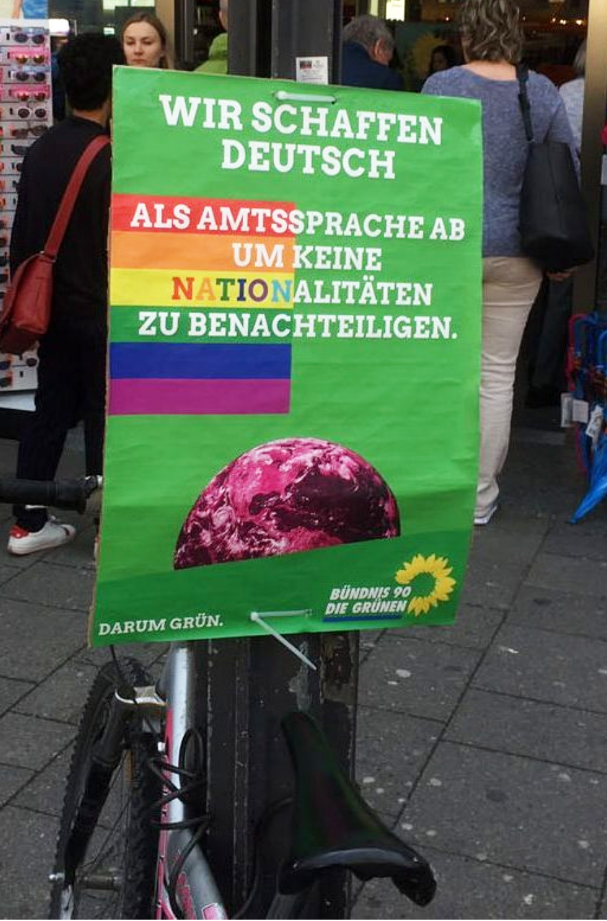 Grüne Fake-Plakate: Stecken die Identitären dahinter? – Saiten